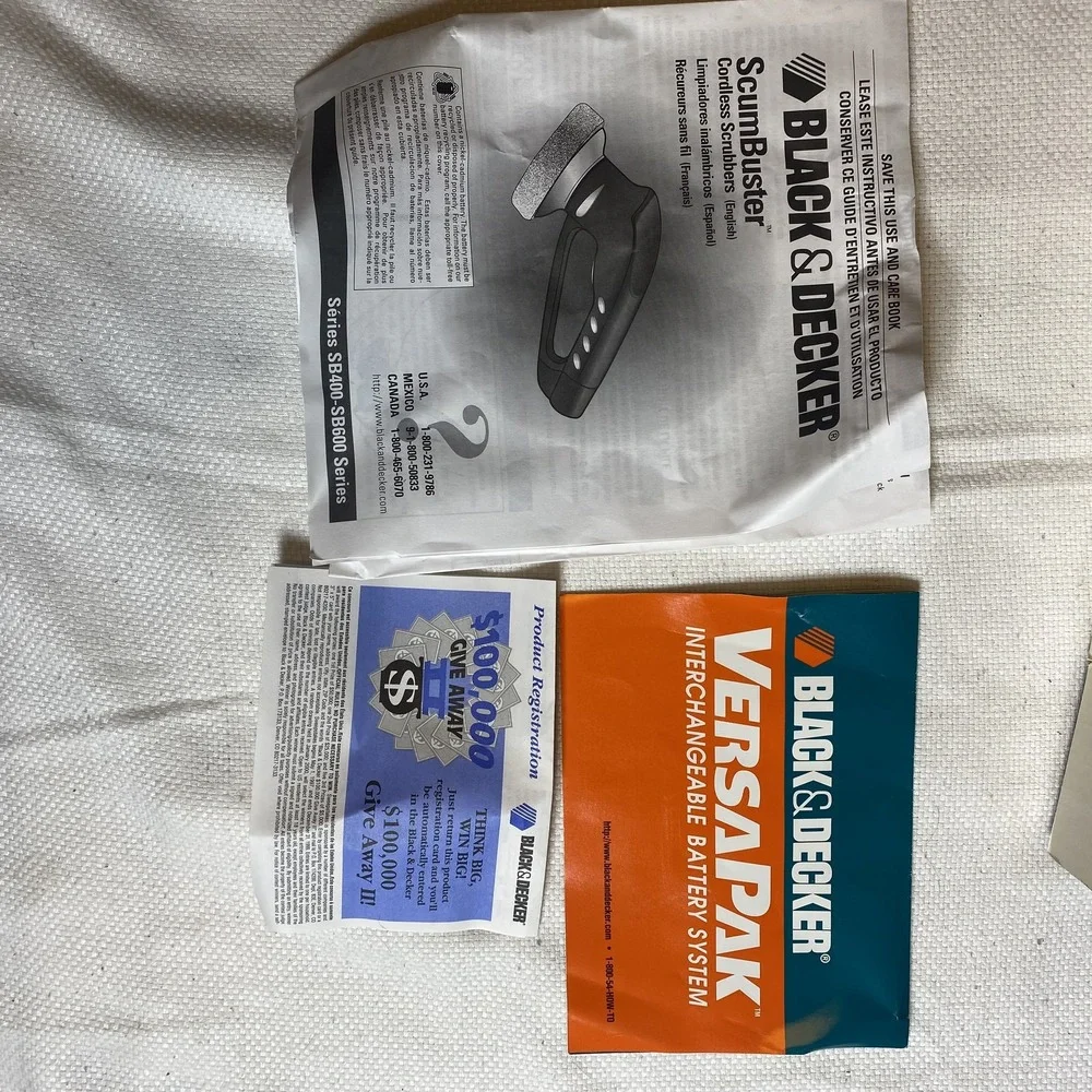 Black & Decker ScumBuster SB400 Cordless Tub Tile Scrubber VersaPak Battery Kit